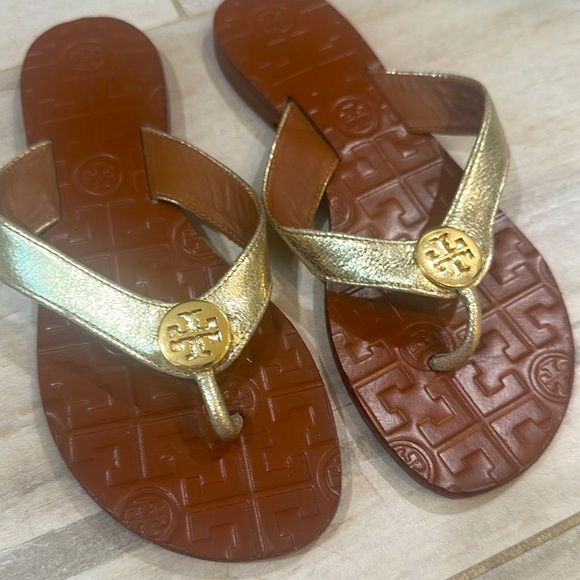 Tory Burch Shoes - Tory Burch Metallic Gold Sandals
